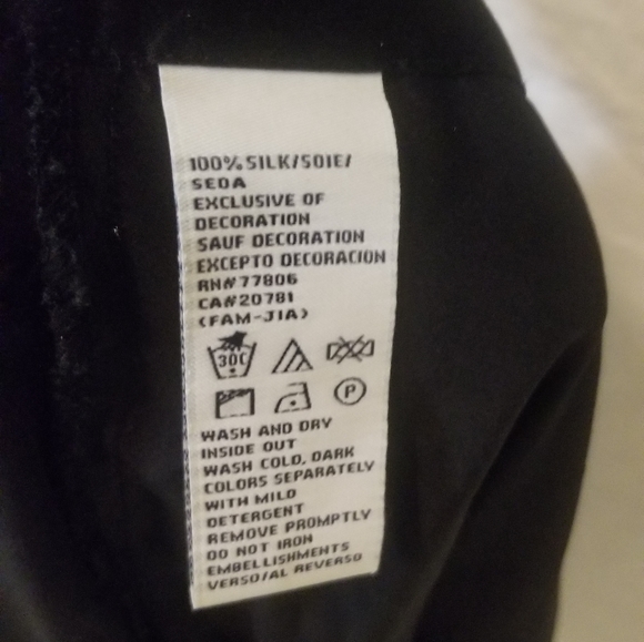 Sexy Tommy Hilfiger Tommy Jeans Silk Skirt🍷CAN 2/$30(COPY) - Picture 8 of 9